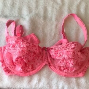 Very Sexy Victoria’s Secret Bra 38DDD